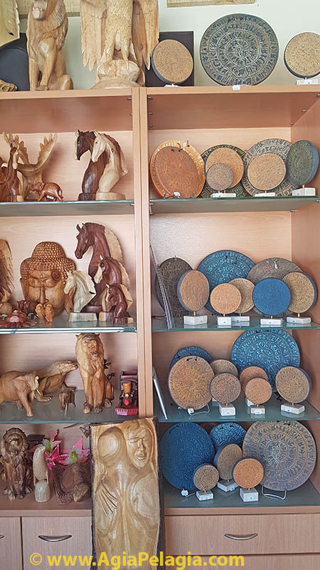 Wooden souvenirs and Disk of Festos copies