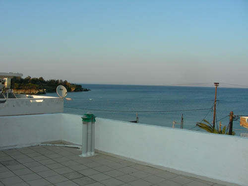 Apartmets with sea view to Agia Pelagia beach
