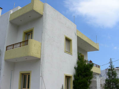 long term APTS for rent on Crete