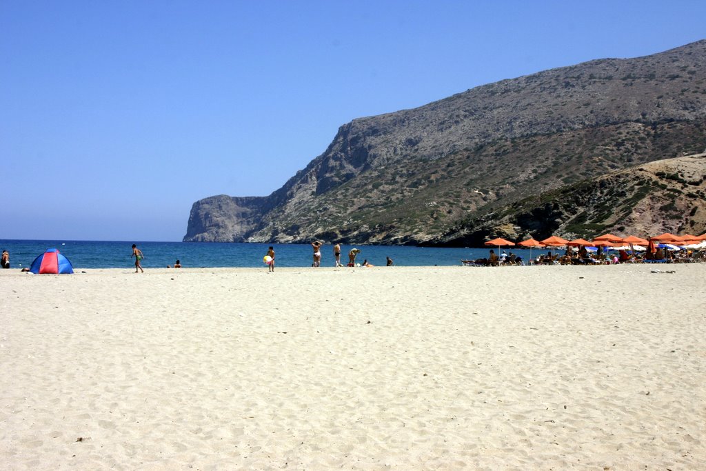 photo from the center of the beach of Fodele