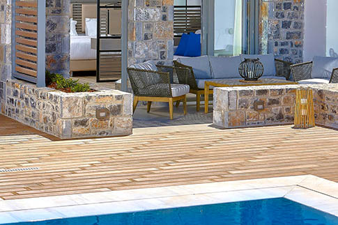 Seascape Luxury Rooms in Agia Pelagia