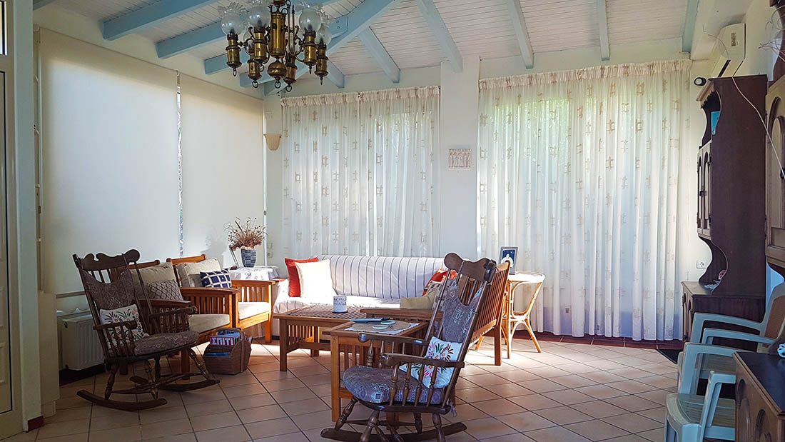 Villa property for sale by the owner in Agia Pelagia Crete - the main houose living room