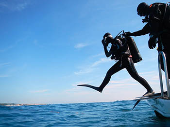 sea diving in Agia Pelagia